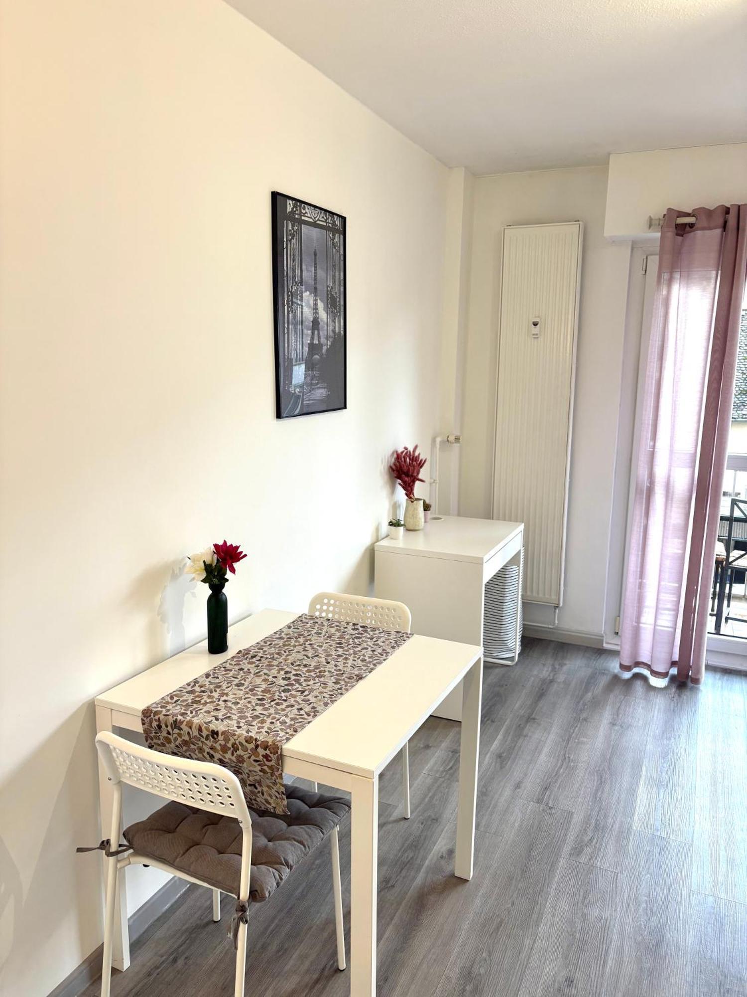 Joli Studio Dans L'Ancien Quartier De Cronenbourg Straßburg Exterior foto